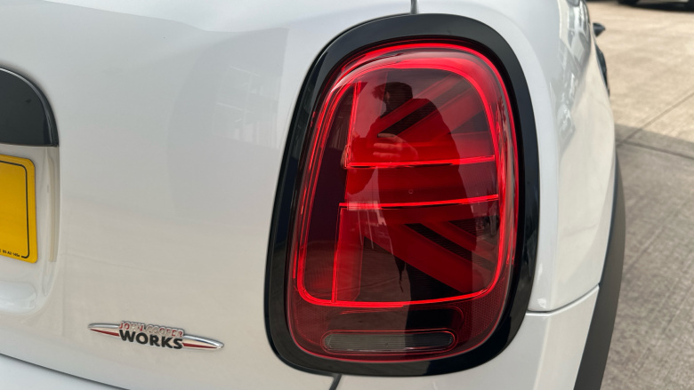 MINI Hatchback 2.0 John Cooper Works Premium 3dr Auto Petrol Hatchback